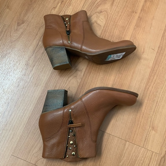 New!! Nine West Leather Ankle Boots - Picture 5 of 7